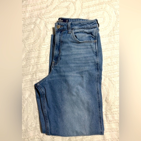 Ultra High-Rise Mom jeans - Picture 5 of 8